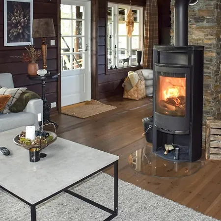 5 Bedroom Gorgeous In * Treungen